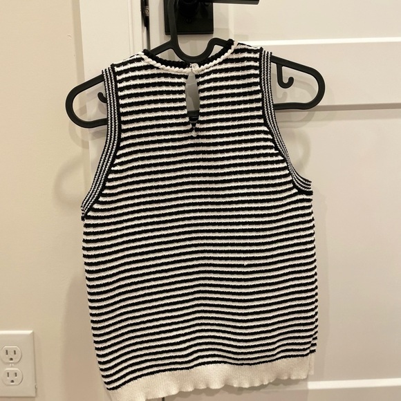 Classic Black and White Striped Tank Top - Picture 3 of 3